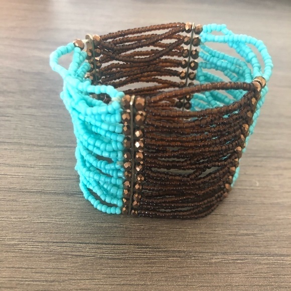 Beaded stretch bracelet - Picture 2 of 5